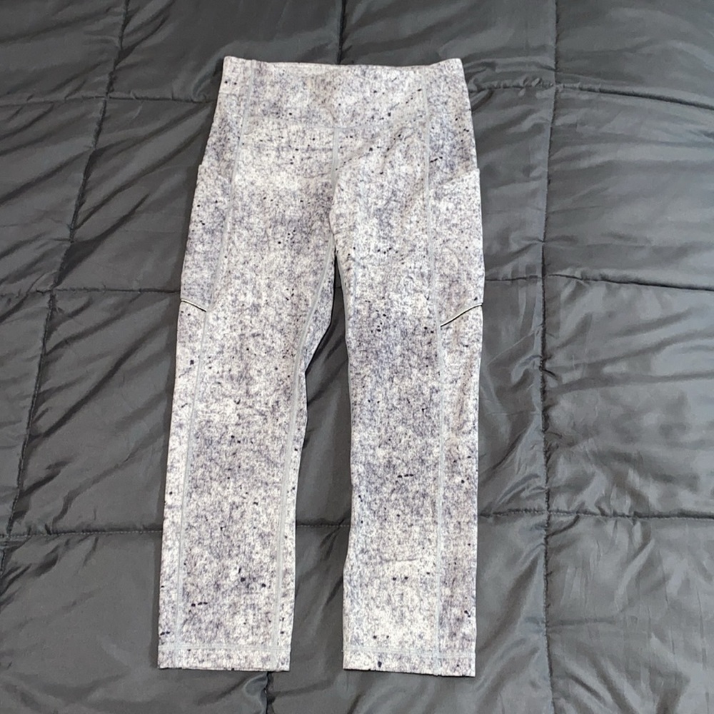 Lululemon Speed Up Crop 21 Leggings - Picture 3 of 8